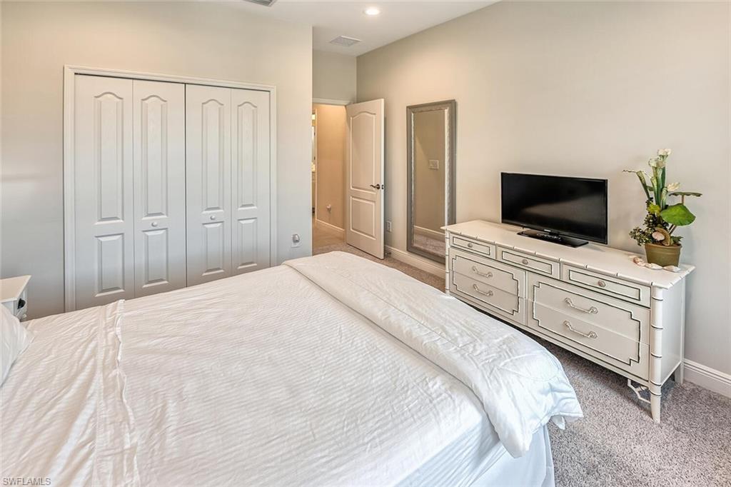 AVALON - Residential Lease