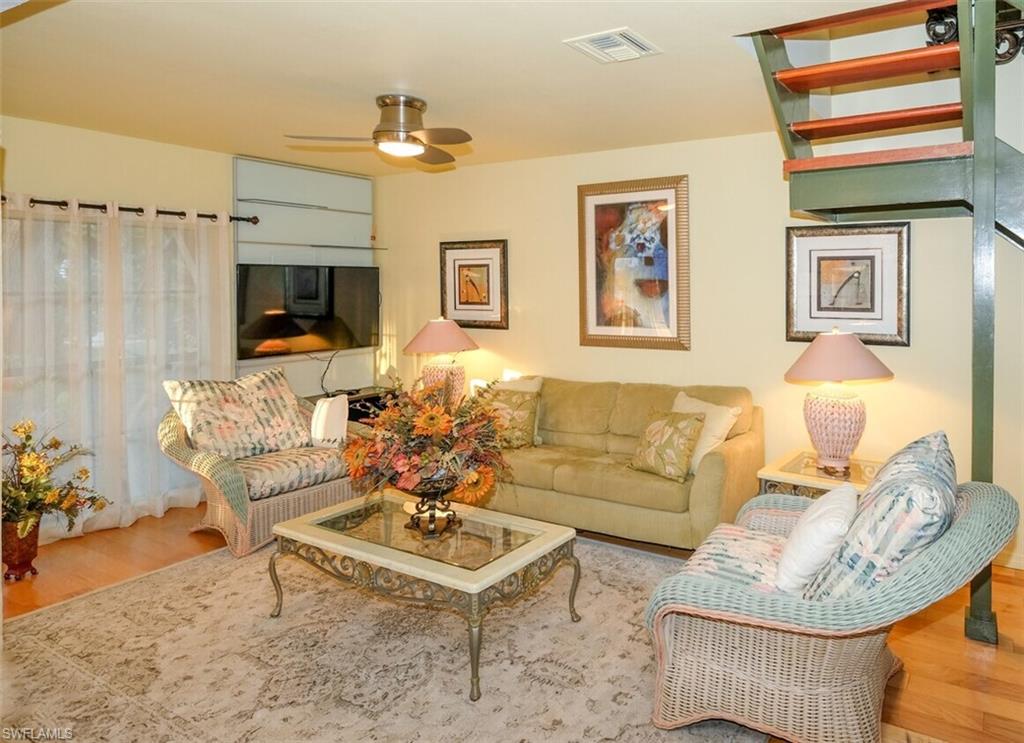 KINGS LAKE - Residential Income