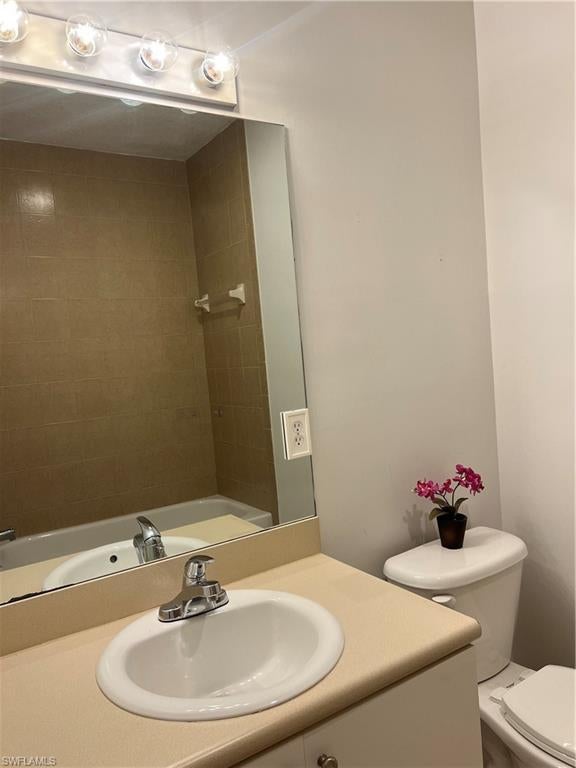 THE COVE AT SIX MILE - Residential Lease