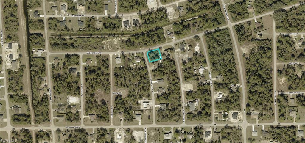 LEHIGH ACRES - Land