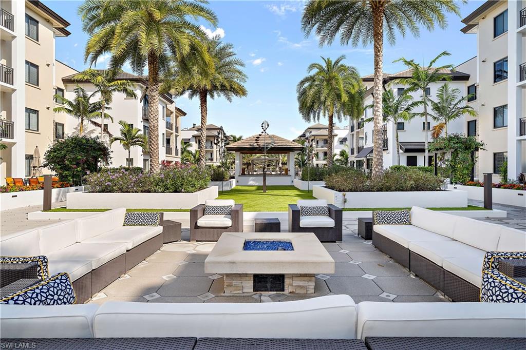 NAPLES SQUARE - Residential Lease