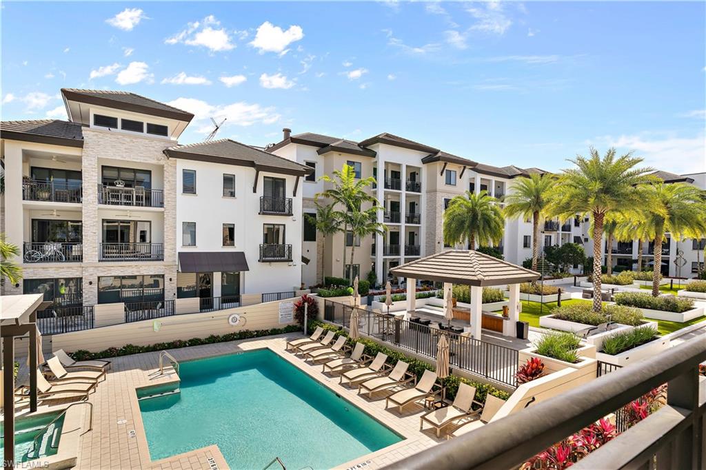 NAPLES SQUARE - Residential Lease
