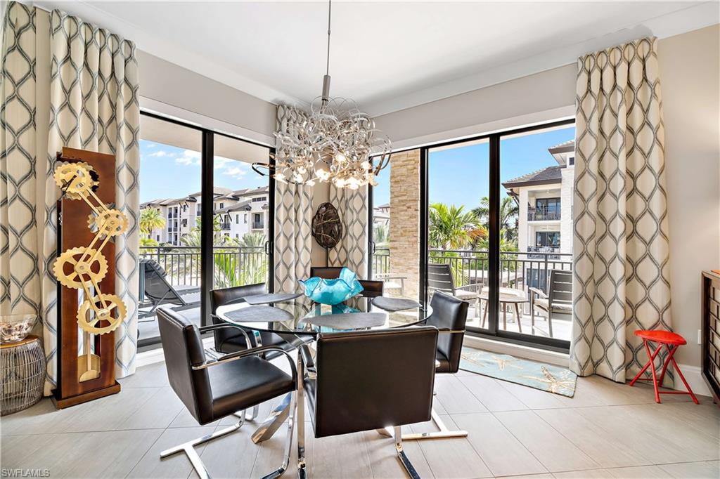 NAPLES SQUARE - Residential Lease