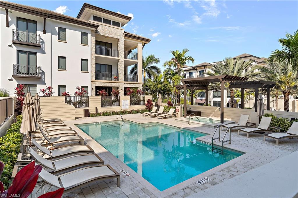 NAPLES SQUARE - Residential Lease