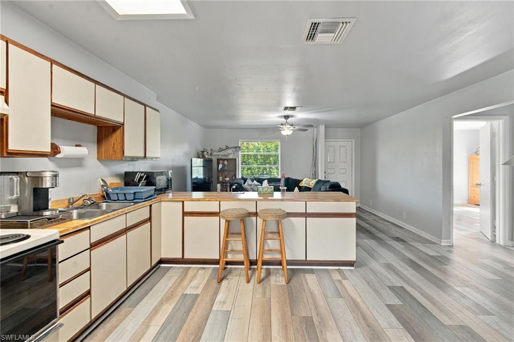 HEIGHLAND VILLA - Residential Income