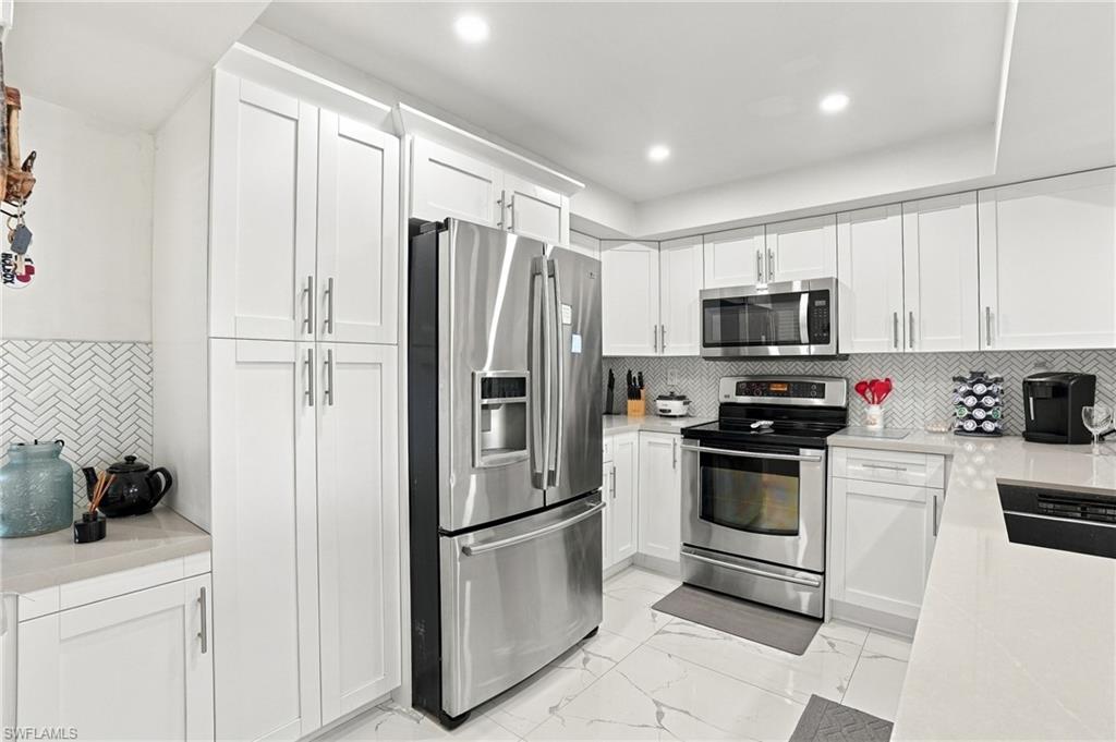 SANDARAC CONDO - Residential