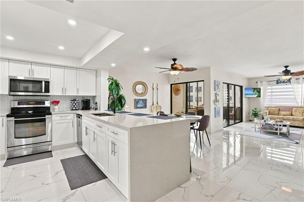 SANDARAC CONDO - Residential