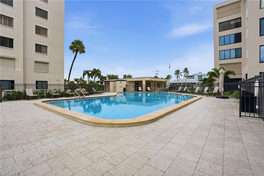 SANDARAC CONDO - Residential