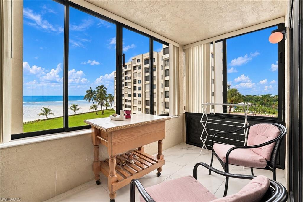 SANDARAC CONDO - Residential