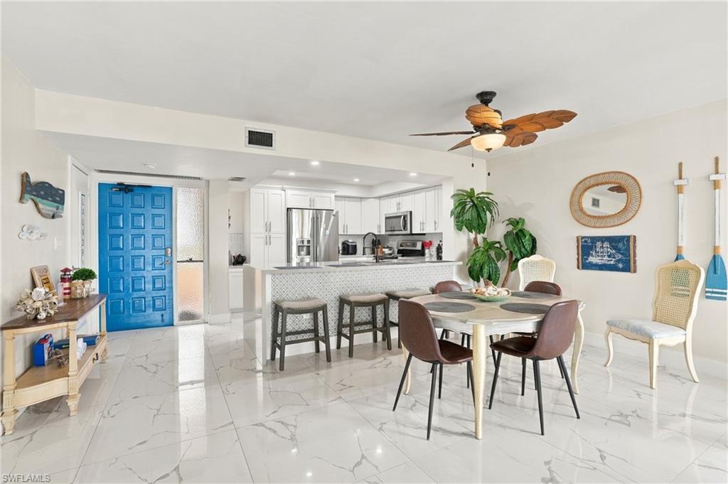 SANDARAC CONDO - Residential