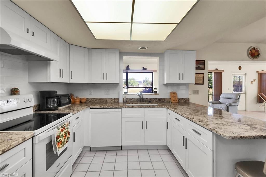 AMBERWOOD ESTATES REPLAT - Residential