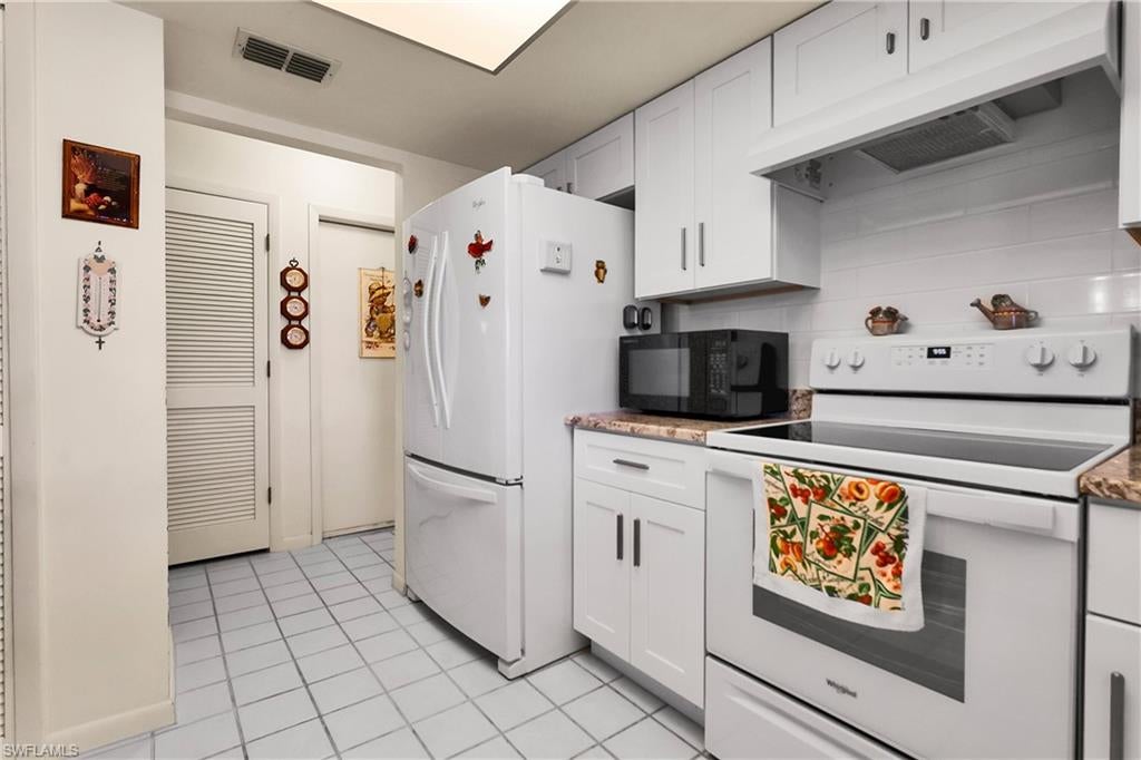 AMBERWOOD ESTATES REPLAT - Residential