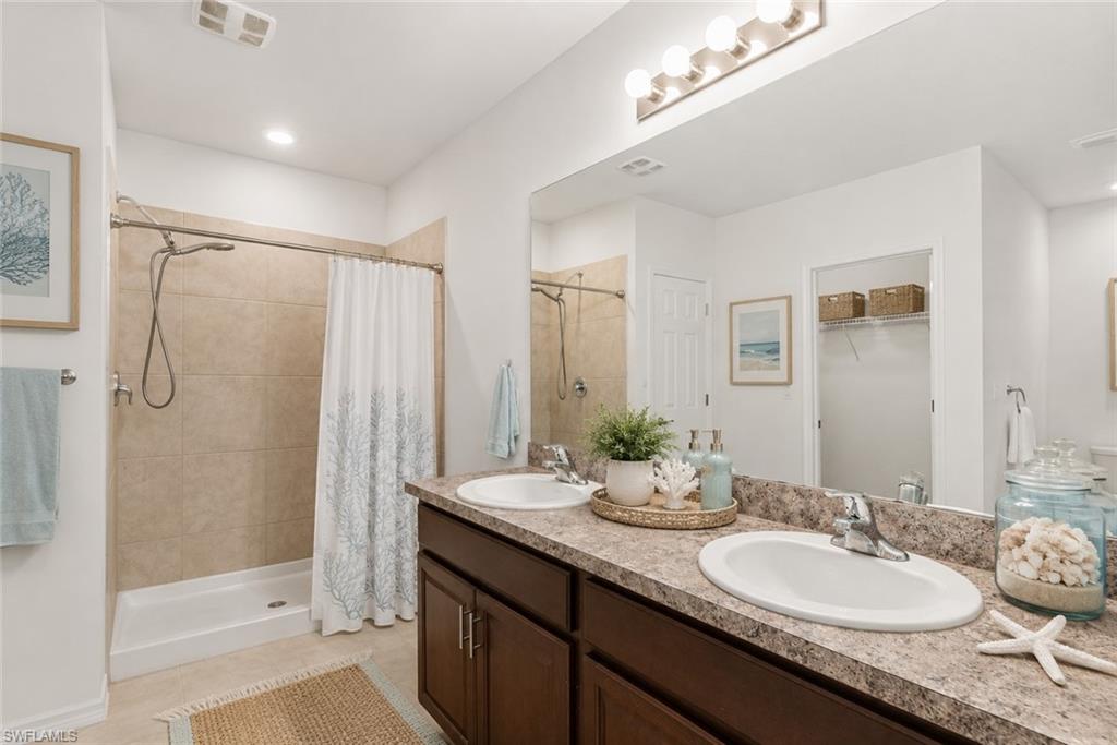 HADLEY PLACE - Residential