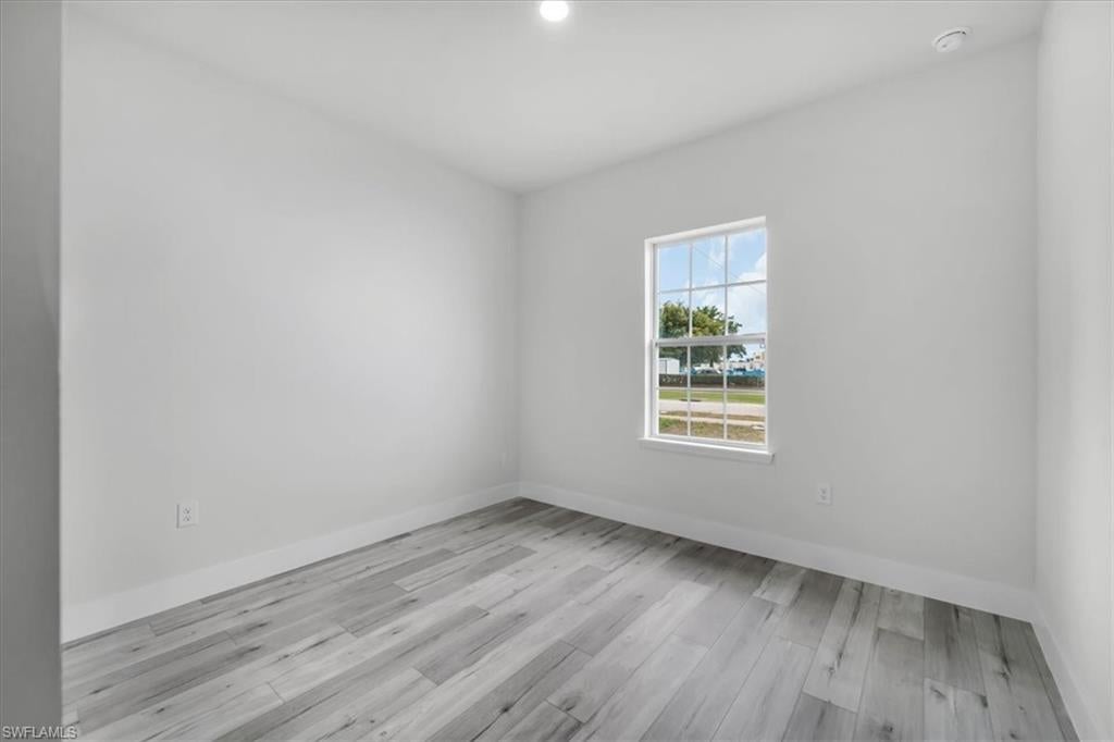 SUN N LAKES - Residential