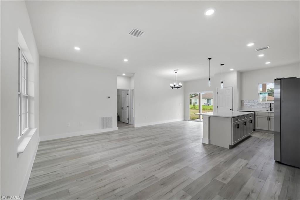 SUN N LAKES - Residential