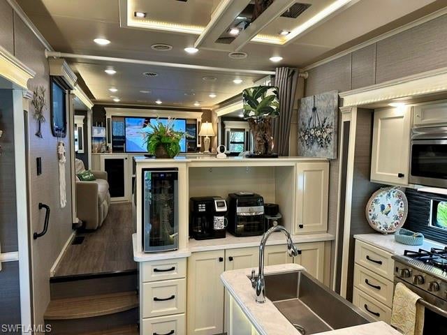 CYPRESS TRAIL RV RESORT - Land