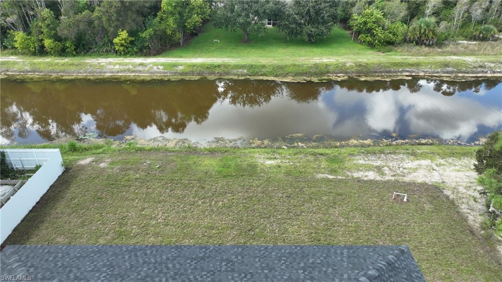 MIRROR LAKES - Residential
