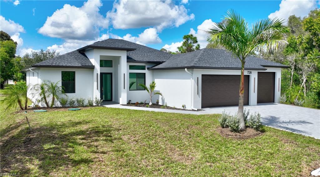 MIRROR LAKES - Residential