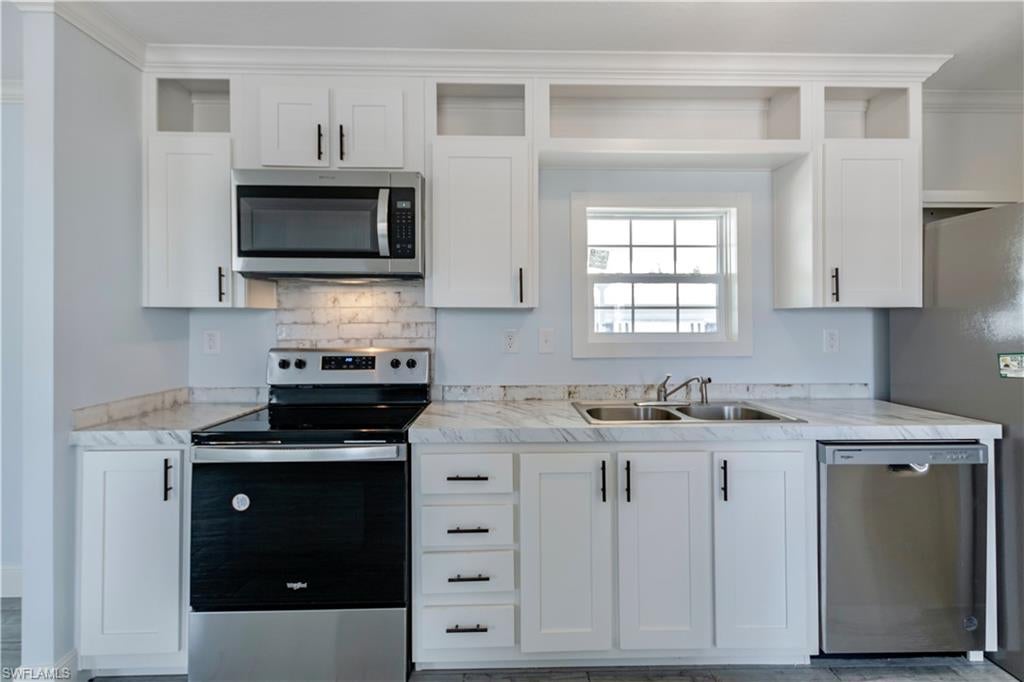 PINE ISLAND COVE - Residential