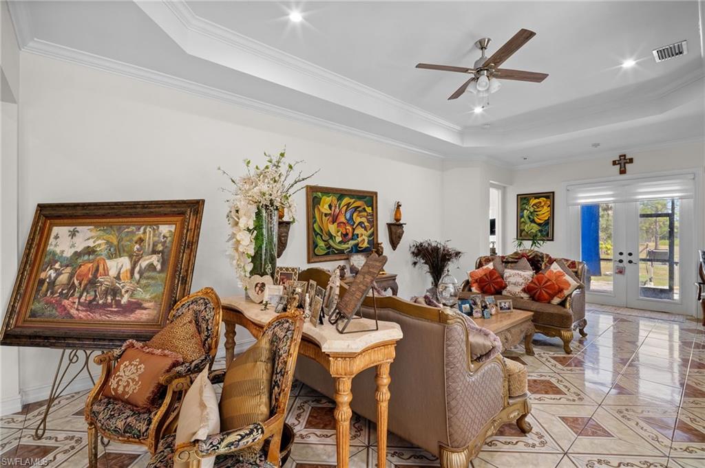 GOLDEN GATE ESTATES - Residential