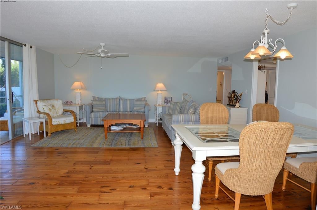 CRECIENTE CONDO NORTH - Residential