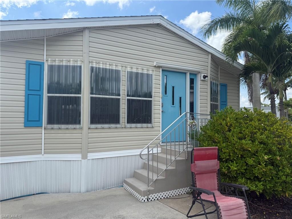 Waterfront Living in Mariners Cove!
Perfect for boating enthusiasts, this home is located in the desirable Mariners Cove community on the
Estero River, offering residents direct Gulf access. Enjoy the best of Southwest Florida living in the vibrant
and growing Estero area, just minutes from exceptional shopping, championship golf courses, restaurants,
and Southwest Florida International Airport.
Mariners Cove features an active lifestyle with outstanding amenities, including a large screened
community pool, shuffleboard courts, a fishing pier, boat docks, and a community boat ramp.
This well-maintained home offers 2 bedrooms, 2 bathrooms, a nicely appointed kitchen, and an open dining
and family room/great room layout that is perfect for everyday living or entertaining.