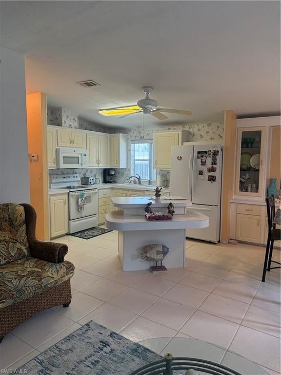 MARINERS COVE - Residential