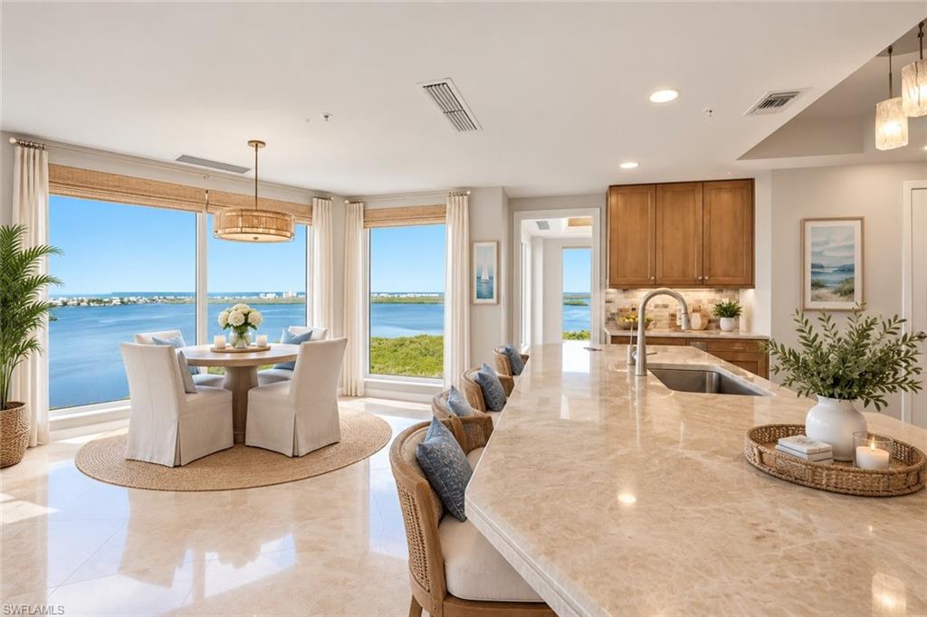 ESTANCIA - Residential