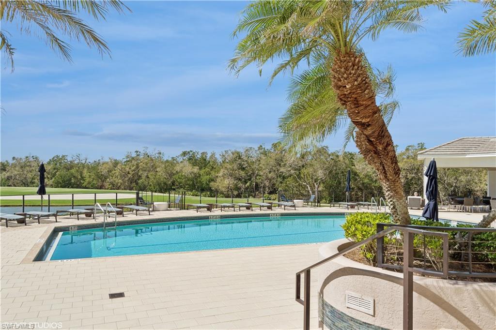 ESTANCIA - Residential
