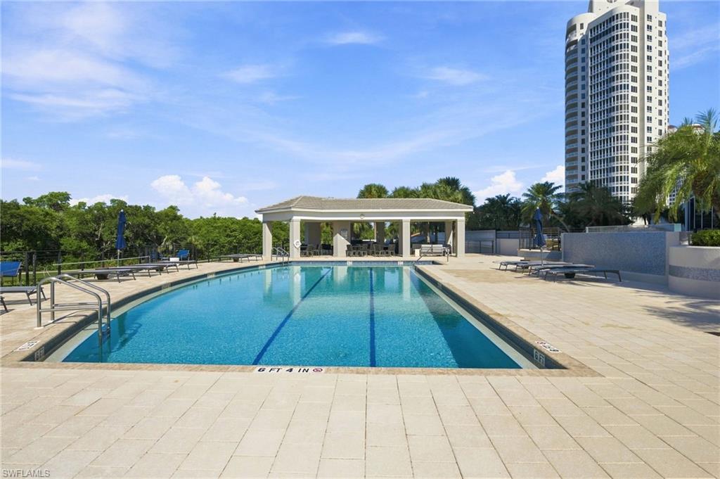 ESTANCIA - Residential