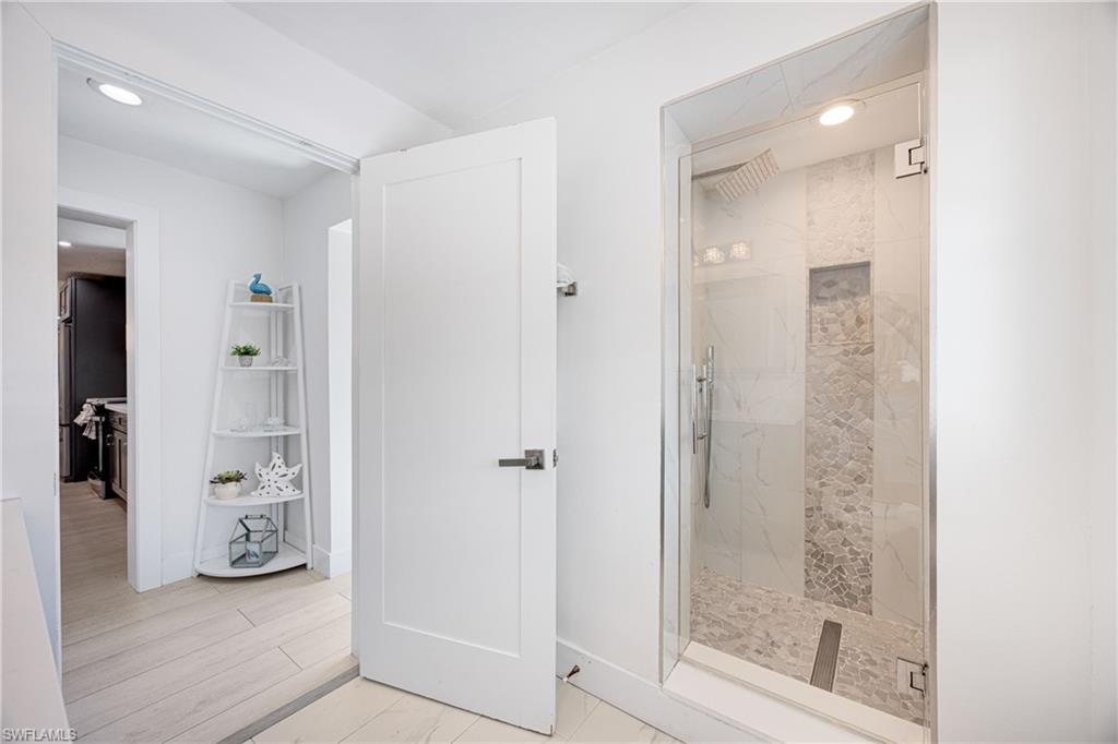 CONNERS - Residential