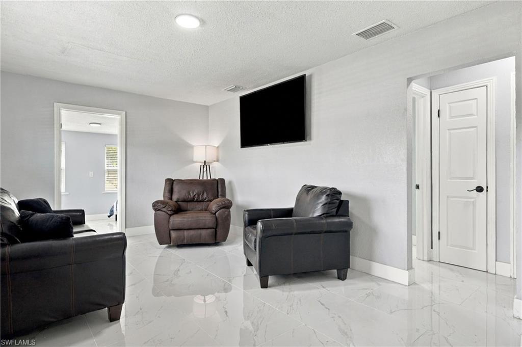 ALABAMA GROVE TERRACE - Residential