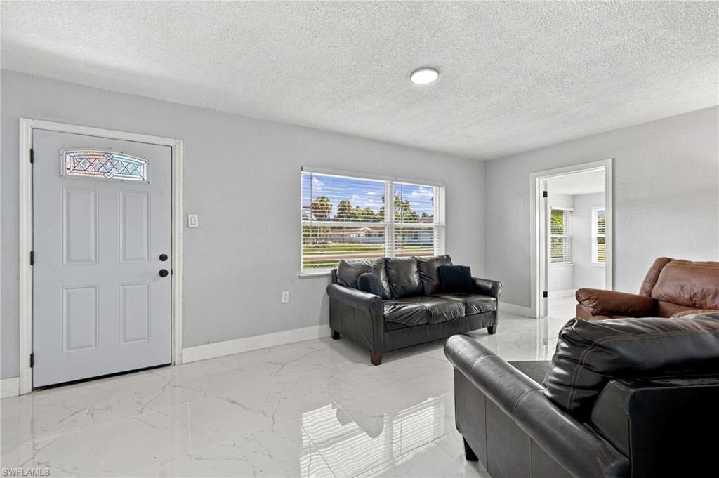 ALABAMA GROVE TERRACE - Residential