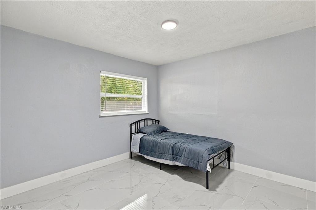 ALABAMA GROVE TERRACE - Residential