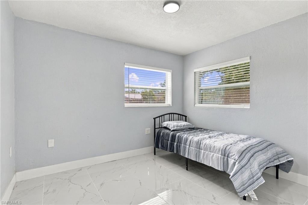 ALABAMA GROVE TERRACE - Residential