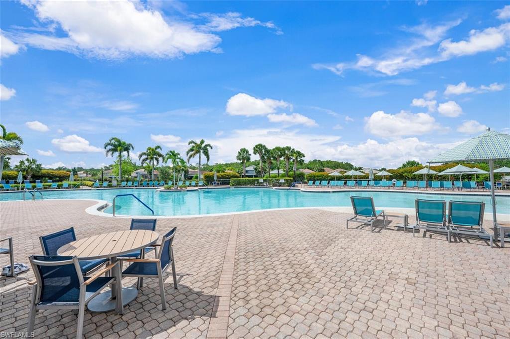 ASHTON OAKS - Residential