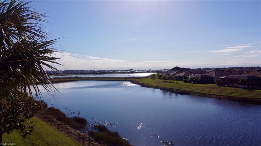 ASHTON OAKS - Residential