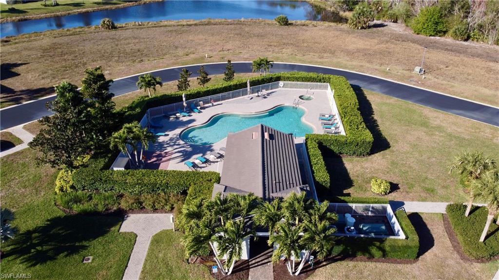 ASHTON OAKS - Residential