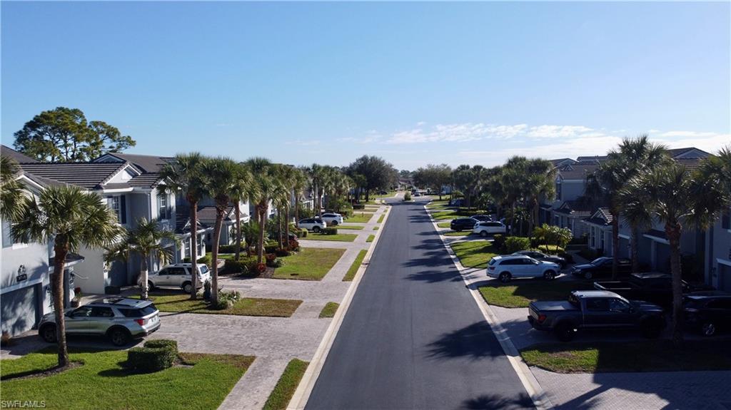 ASHTON OAKS - Residential