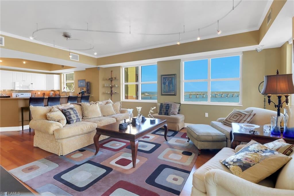 BEAU RIVAGE - Residential
