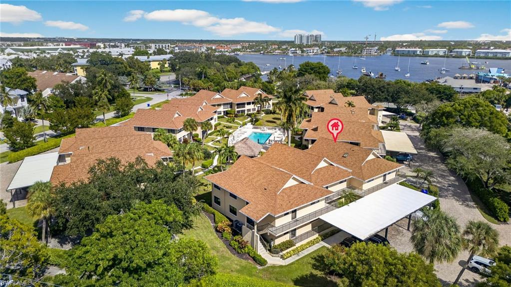 BAYSIDE VILLAS - Residential