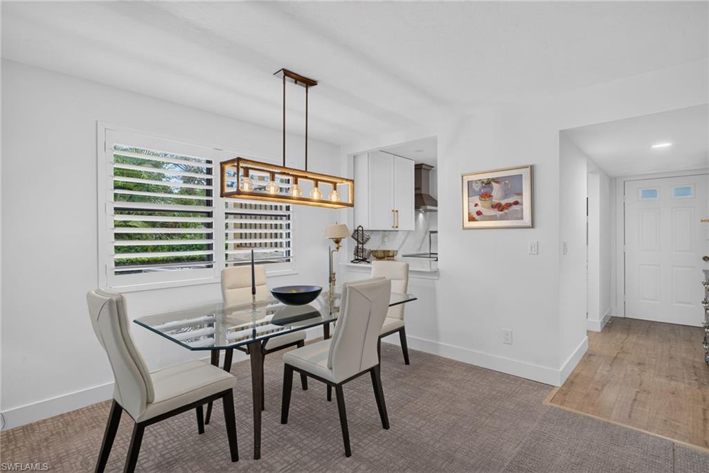 BAYSIDE VILLAS - Residential