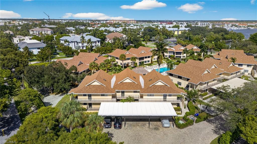 BAYSIDE VILLAS - Residential