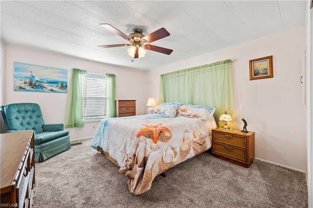 SIX LAKES COUNTRY CLUB - Residential
