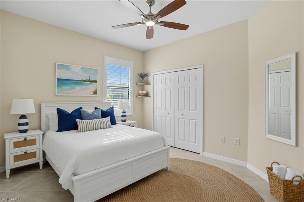 VENETIAN POINTE - Residential