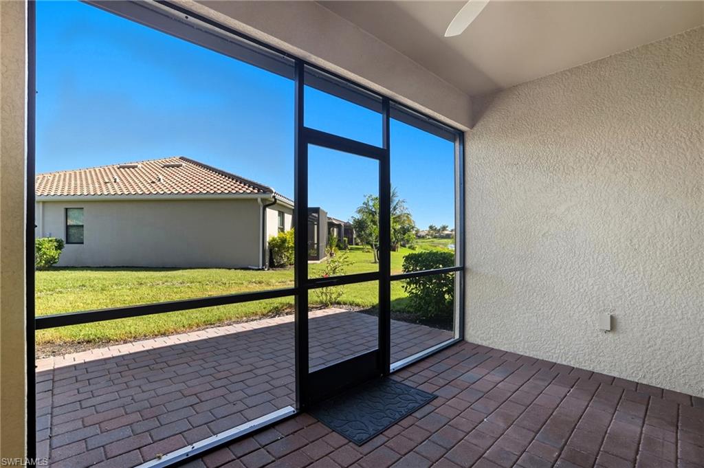 VENETIAN POINTE - Residential