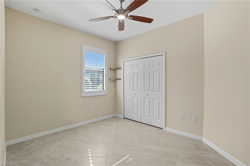 VENETIAN POINTE - Residential