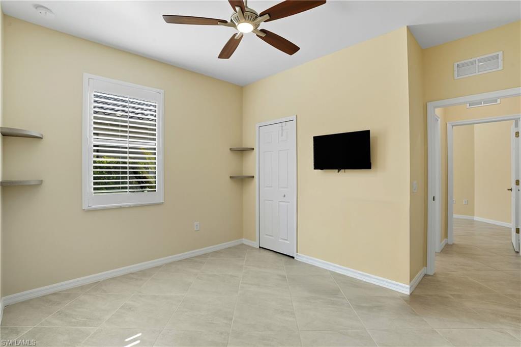 VENETIAN POINTE - Residential