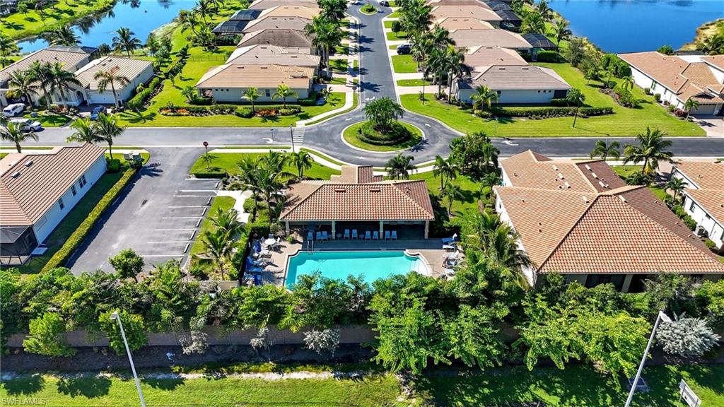 VENETIAN POINTE - Residential