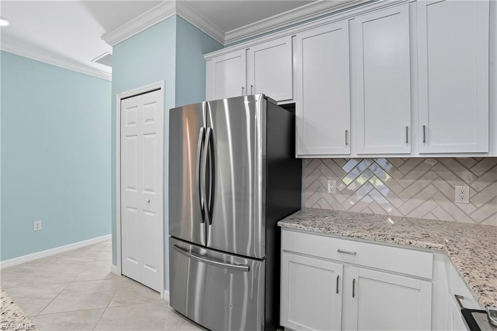 VENETIAN POINTE - Residential